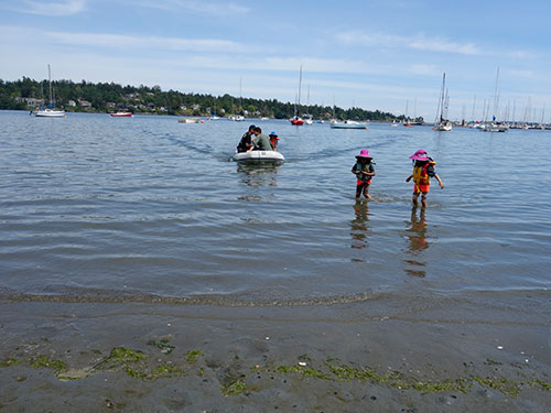 Approaching the beach with Barnucka and Rio.
