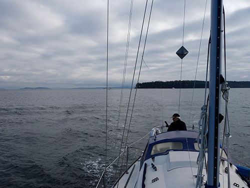 With dad at the helm, we leave Sidney Spit in our wake.